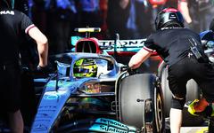 Hamilton : les changements ne font aucune différence sur la Mercedes