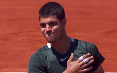 Un effort de 3h38 et 2 balles de match sauvées : Alcaraz a bien mérité sa finale