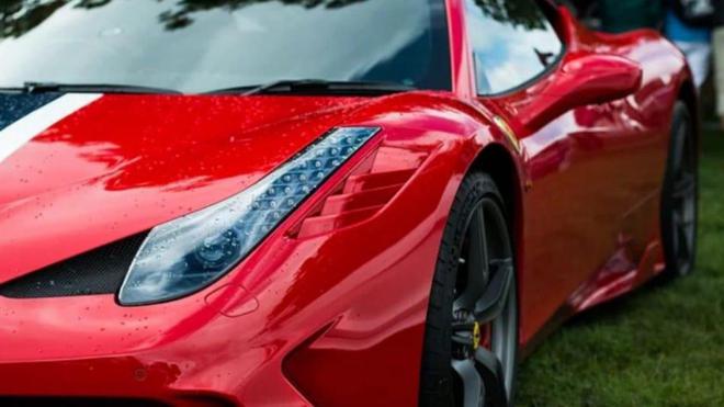 Ferrari, Porsche... des voitures sportives de prestige recherchées pour la bonne cause près de Rouen