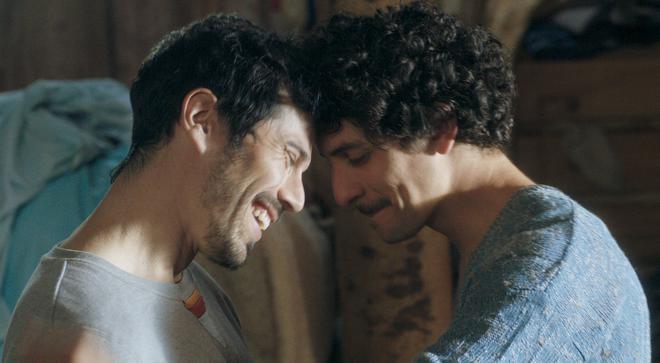 "Los Fuertes" au cinéma : une romance gay crue et authentique