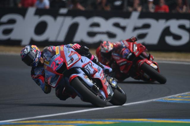 Moto - MotoGP - France - Enea Bastianini remporte le GP de France, Fabio Quartararo (4e) et Johann Zarco (5e) au pied du podium