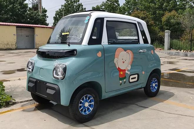 Une copie Chinoise de la Citroën Ami à seulement 2263 euros sur Alibaba