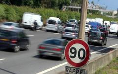 Chassé-croisé sur les routes : gare aux comportements dangereux dans votre voiture