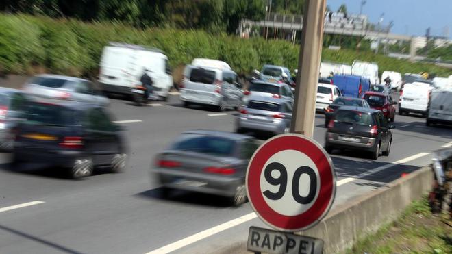 Chassé-croisé sur les routes : gare aux comportements dangereux dans votre voiture