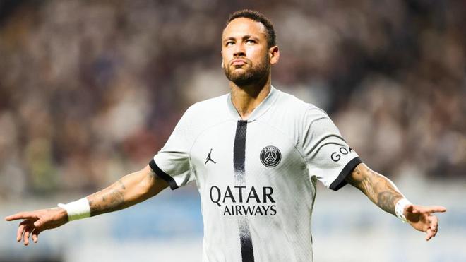 Foot : Neymar jugé en octobre pour des irrégularités lors de son transfert à Barcelone