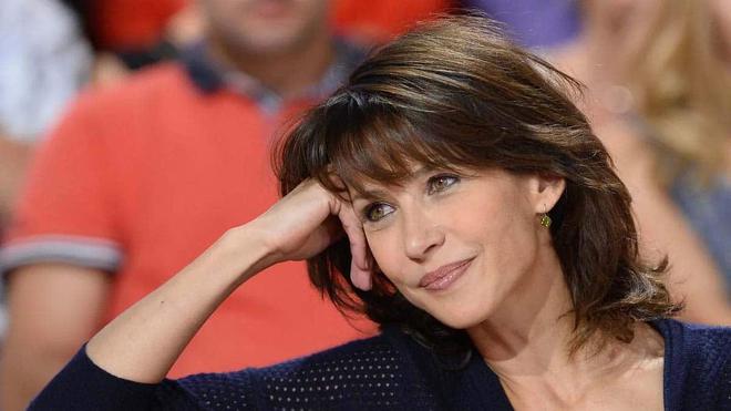 Sophie Marceau : ce nouvel homme aux « nombreux succès féminins » qui partage sa vie