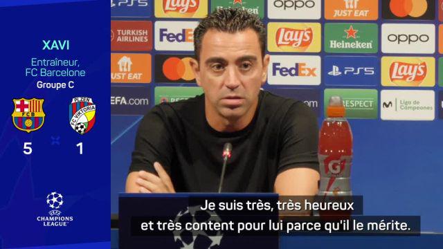 Foot - C1 - Barça - Xavi (Barça) après la victoire face à Plzen : « (Dembélé) est pratiquement au niveau du meilleur Neymar »