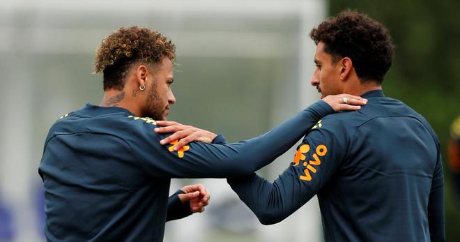 Foot : Neymar et Marquinhos sélectionnés avec le Brésil, pas  Gabriel Jesus