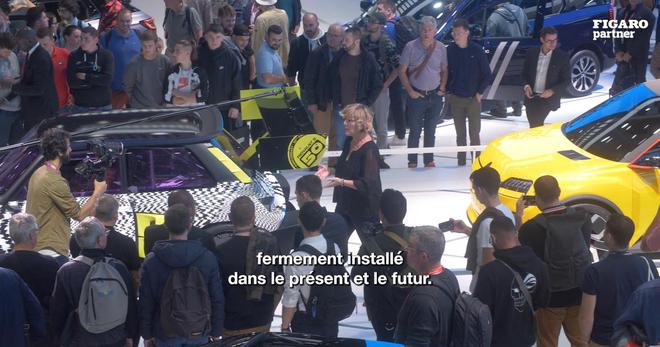 Renault fait sensation au Mondial de l'Auto