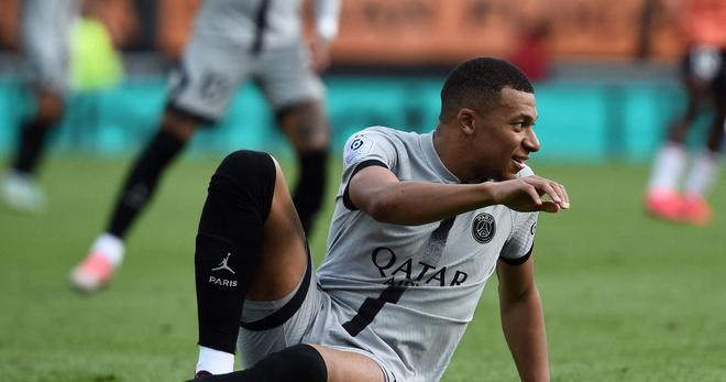 «Rien de grave» : Galtier rassurant après le remplacement de Mbappé lors de la victoire du PSG à Lorient