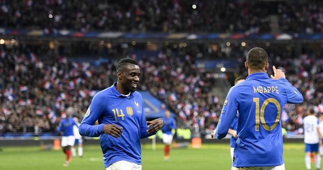 Coupe du monde : Varane en entraîneur, Mbappé en businessman... Matuidi imagine l'avenir des Bleus