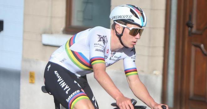 Cyclisme : Evenepoel participera bien au Giro en 2023, pas au Tour de France