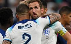 Angleterre - France: le pénalty raté frustrant pour Harry Kane, jubilatoire pour Kylian Mbappé