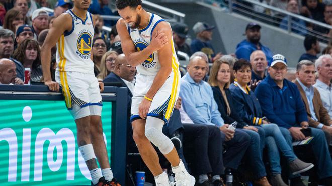 NBA : blessé à l’épaule, Stephen Curry absent au moins «quelques semaines»