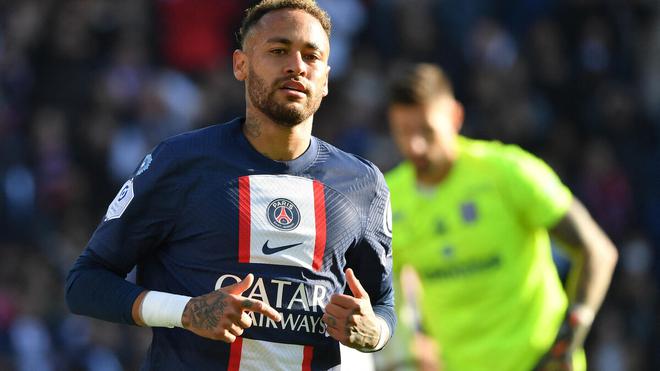 Supporter giflé par Neymar : enquête ouverte pour harcèlement moral en ligne