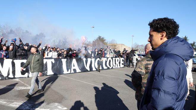 OM-PSG : les ultras encouragent les Parisiens et renouent le dialogue avec Neymar