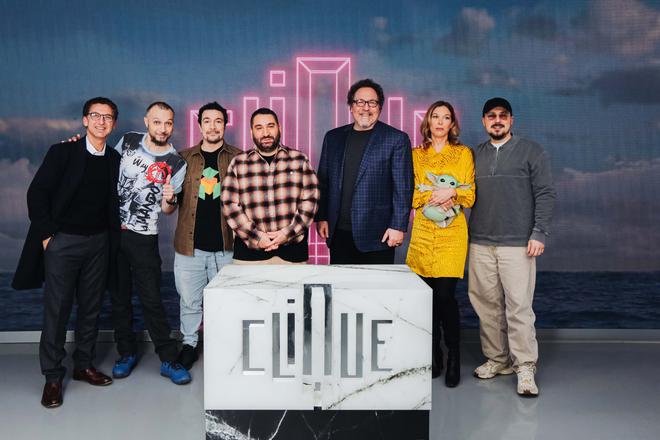 Clique avec Jon Favreau