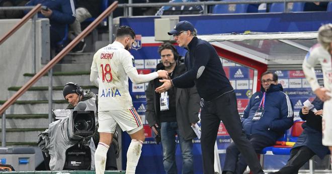 Lyon-Lorient : cette fois Laurent Blanc n'a pas le choix, il doit faire jouer les jeunes