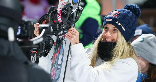 Ski freestyle : l'Autrichienne Anna Gasser reste intouchable en snowboard big air
