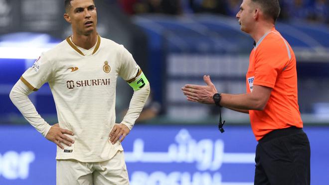 La spectaculaire prise de catch de Cristiano Ronaldo avec son club saoudien