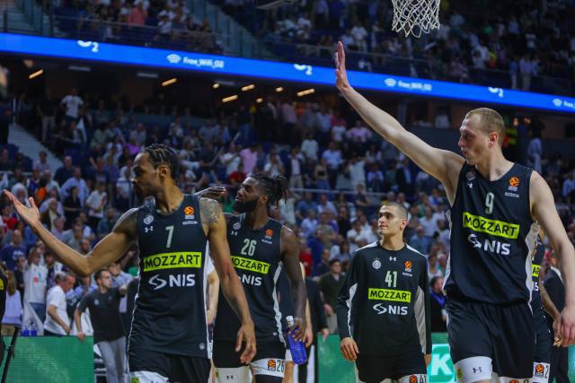 Basket - Euroligue (Hommes) - Une minute de silence pour Partizan Belgrade - Real Madrid après la tuerie en Serbie