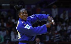 Judo : la Française Clarisse Agbégnénou de nouveau championne du monde, 11 mois après son accouchement