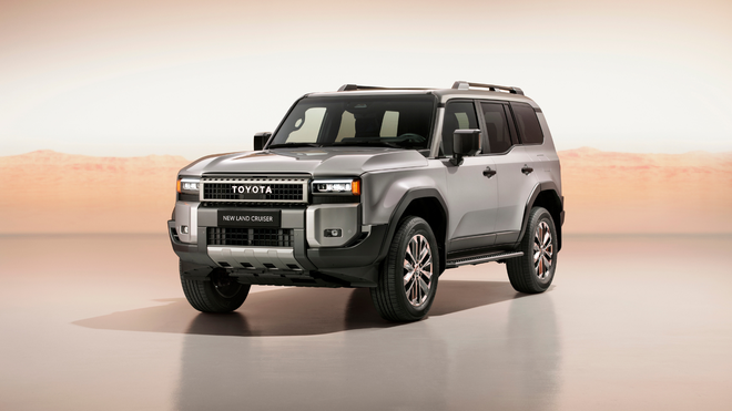 Le mythique 4x4 Land Cruiser de Toyota signe son grand retour avec un look inspiré des années 80