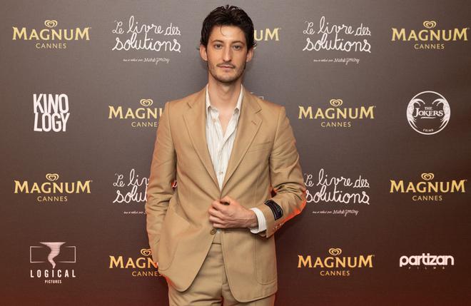 Finalement, Pierre Niney ne sera pas dans le film de Johnny Depp