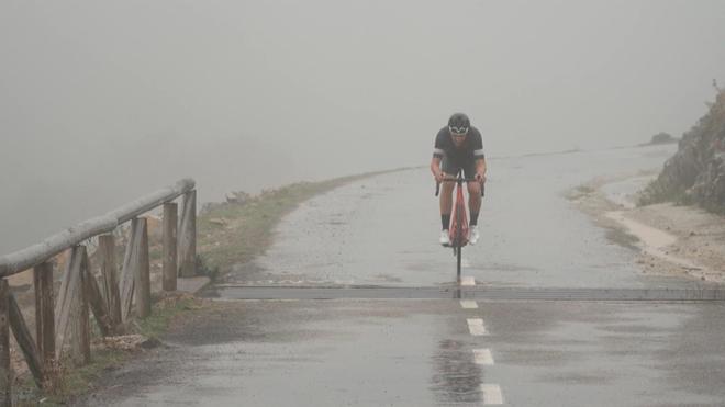 La reco la plus épique d'Alberto Contador : l'Angliru, un sommet vers la gloire