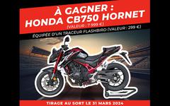 Gagnez une moto Honda CB750 Hornet de 8298 euros