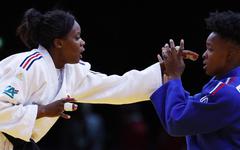 Judo, Paris Grand Slam : «Frustrée par l’arbitrage», Audrey Tcheuméo s’explique sur l’après-combat houleux face à Malonga