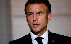 «Il y a des plans B et C» : Emmanuel Macron évoque la piste du Trocadéro et du Stade de France pour la cérémonie d’ouverture