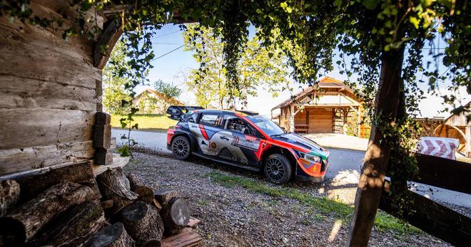 Rallye : Neuville et Evans au coude à coude après la première journée en Croatie