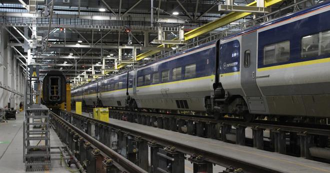 L’Eurostar a 30 ans : dans les coulisses du centre de maintenance des trains transmanche à Londres
