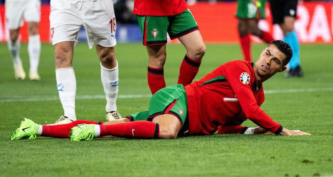 Cristiano Ronaldo et le Portugal butent sur les Tchèques à la pause
