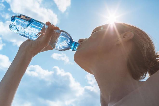 Alerte canicule en France : quelles régions seront touchées et pour combien de temps ?