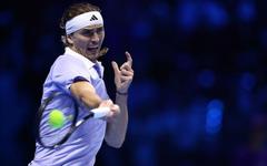 Tennis - Finales ATP - Alexander Zverev vainqueur de Carlos Alcaraz et qualifié pour les demi-finales du Masters