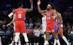 NBA : encore un poster pour habiller les murs de Yabusele