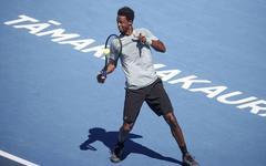 Tennis : Gaël Monfils est immortel… A 38 ans, « la Monf » remporte le tournoi d’Auckland avant l’Open d’Australie