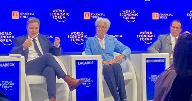 Toujours présent à Paris, le «French bashing» n’a pas trouvé sa place à Davos