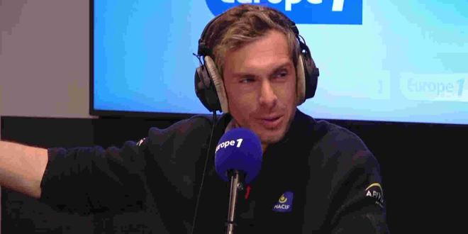 Vendée Globe: Charlie Dalin triomphe aux Sables d'Olonne