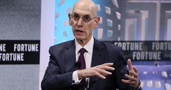 «Plutôt une ligue indépendante» : Adam Silver fait le point sur les rumeurs d’une NBA Europe