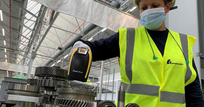 Stellantis accélère dans la production de voitures hybrides