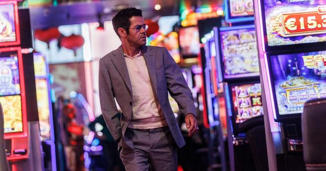 Notre critique de Mercato : Jamel Debbouze, génial agent trouble du foot business