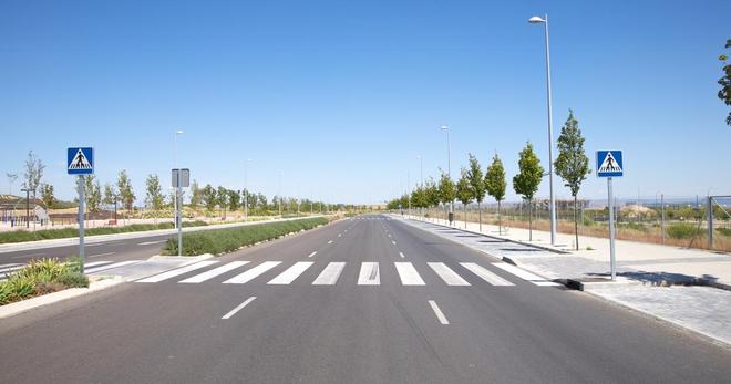 Est-on considéré comme un piéton si on traverse un passage clouté sur sa trottinette électrique ?