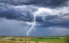 Météo du vendredi 13 juin : de nombreux départements de l’Ouest placés en alerte orange