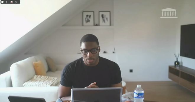 Le compte TikTok de l'influenceur masculiniste Alex Hitchens supprimé