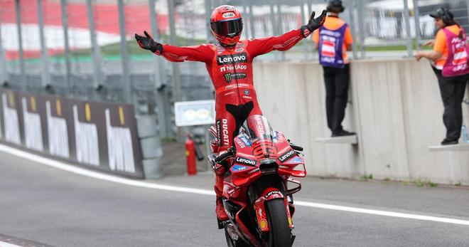 MotoGP : Zarco et Quartararo au tapis, Marc Marquez intouchable sur le sprint en Hongrie