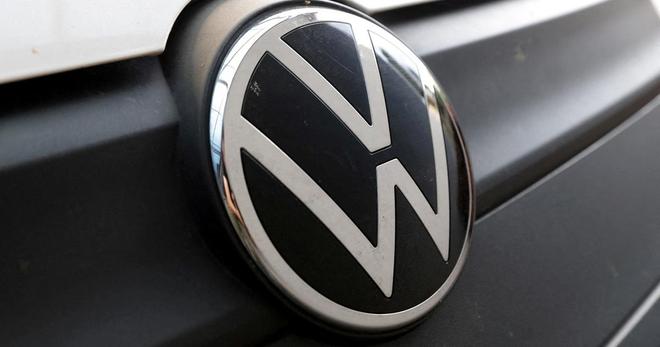 Plus de 50.000 postes supprimés en un an : comment expliquer une telle hécatombe dans l’industrie automobile allemande