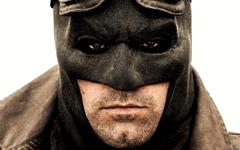 Zack Snyder Dévoile une Nouvelle Image de Ben Affleck en Batman de l’Apocalypse : “L’Espoir en Péril”